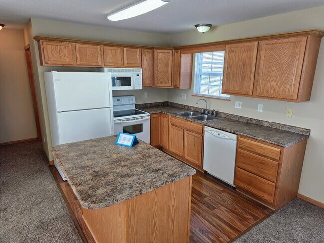 Foto del edificio - 4410-4152 152nd St