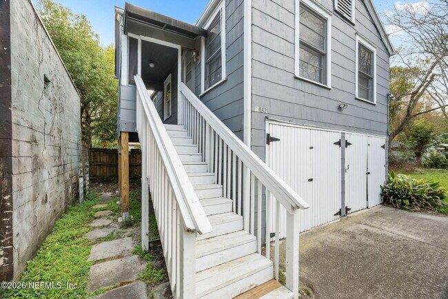 Foto del edificio - 1438 Dancy St