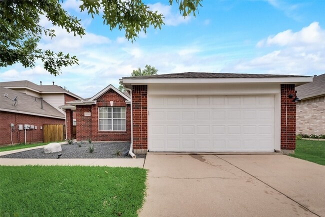 Foto del edificio - 9216 Newport Ln