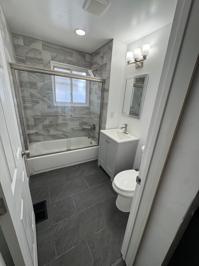 Foto del edificio - 302 Prospect St