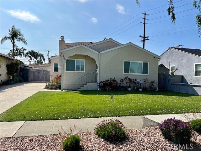 Foto principal - 657 Wilber Pl