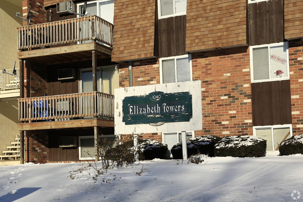 Foto del edificio - Elizabeth Towers