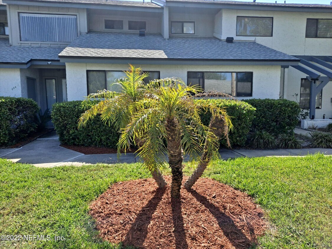 Primary Photo - 9360 Craven Rd