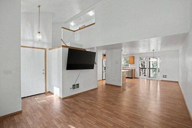 Building Photo - Beautiful 3-Bedroom Home in a Gated Community with Resort-Style Amenities