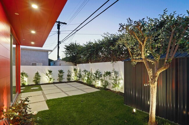 Foto del edificio - 12529 Wagner St