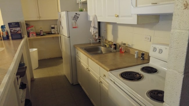 Interior Photo - 1402 Fraternity Village Dr