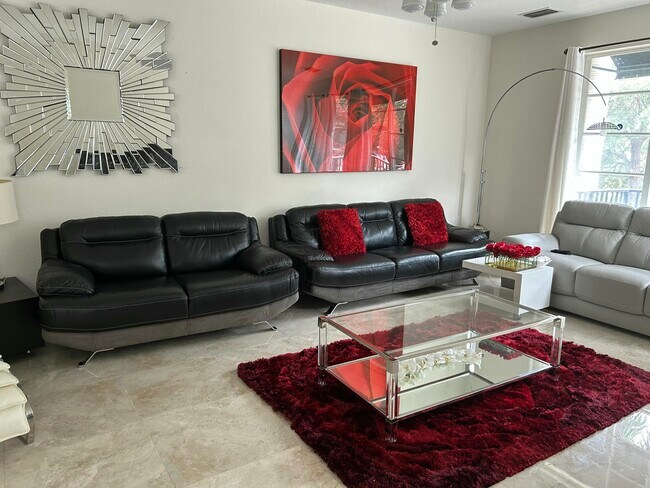 Foto del edificio - 169 Cat Rock Ln
