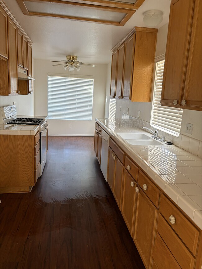 Foto del edificio - 11561 Park Ln