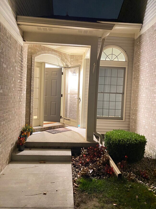 Photo - 24259 Weathervane Ct Townhome