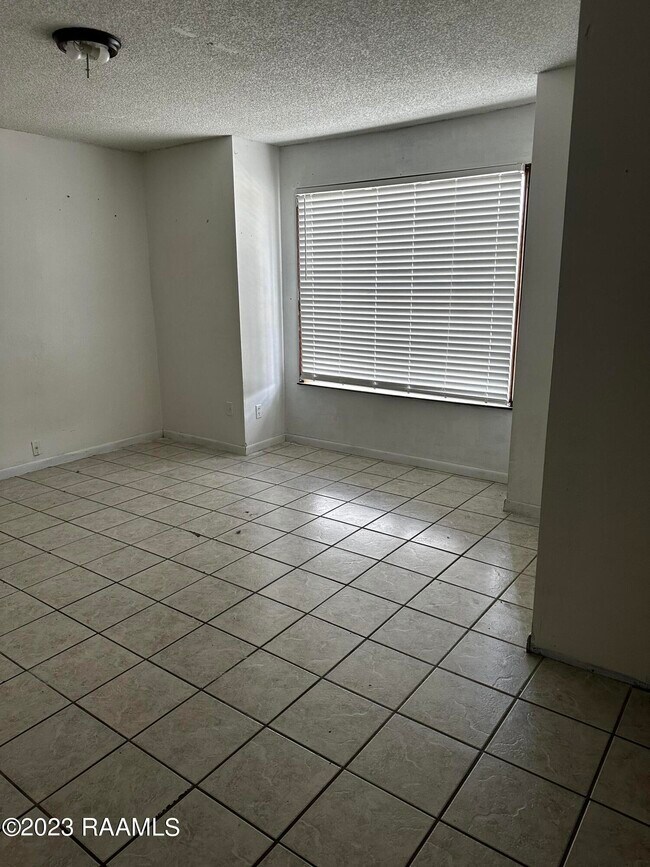 Foto del edificio - 607 Marigny Cir