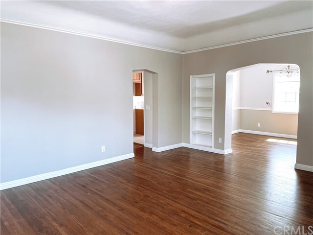 Building Photo - 230 Valle Vista Ave