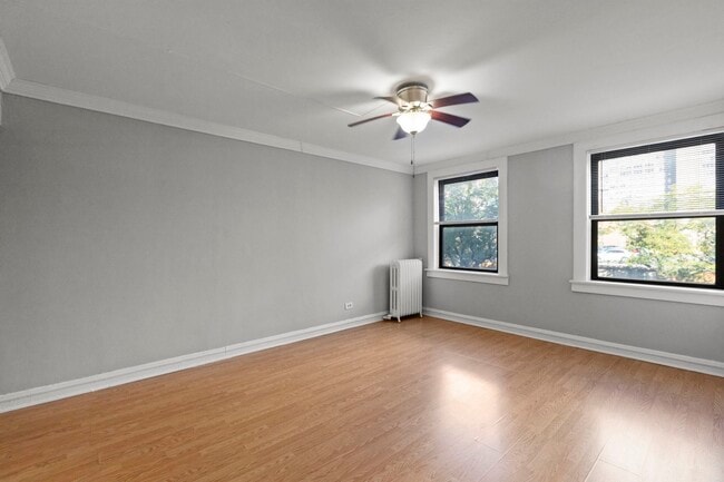 Building Photo - 630 W Sheridan Rd