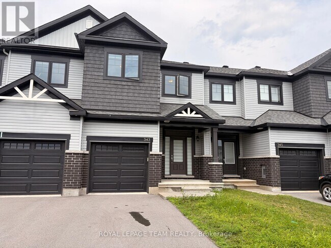 Building Photo - 343 Grackle St