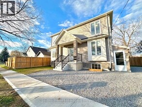 Building Photo - 39 Grove Ave