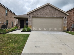 Building Photo - 1427 Ganado Dr