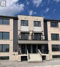 Building Photo - 727 Arcadian Private