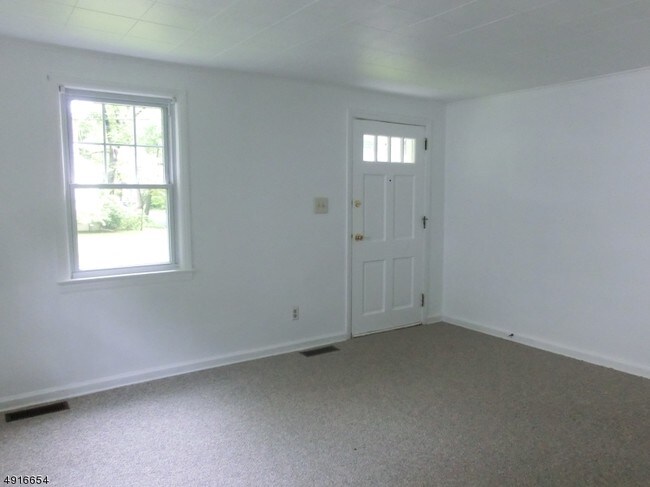 Foto del edificio - 261 David Hooper Dr