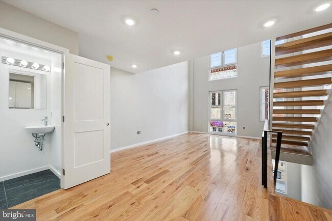 Foto del edificio - 1515 W Stiles St