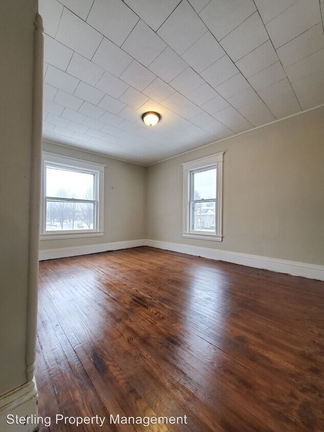 Primary Photo - 4 br, 1 bath House - 99 Canton st