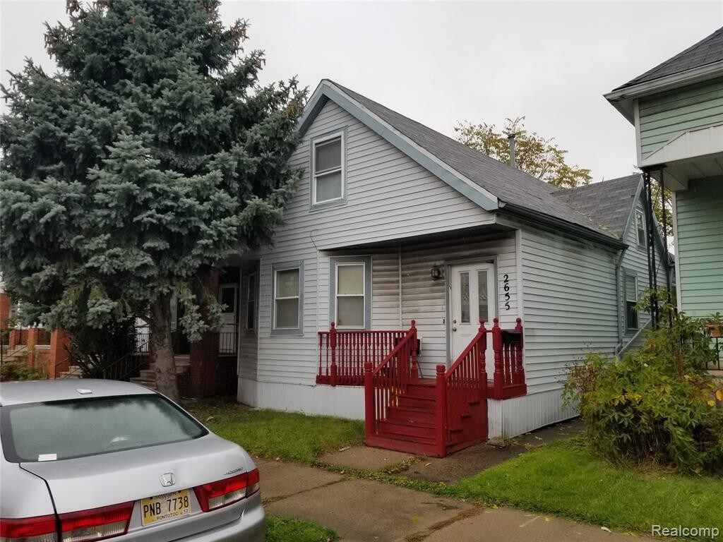 2655 Whalen St, Hamtramck, MI 48212 House for Rent in Hamtramck, MI