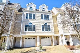 Building Photo - 67 Chelsea Ct