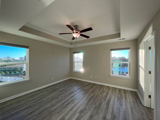 Master Bedroom - 117 Goldenrod Cir