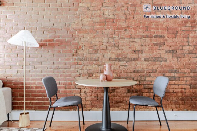 Building Photo - 72 Willoughby St