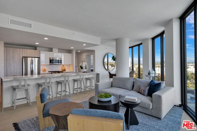 Foto del edificio - 2801 Sunset Pl