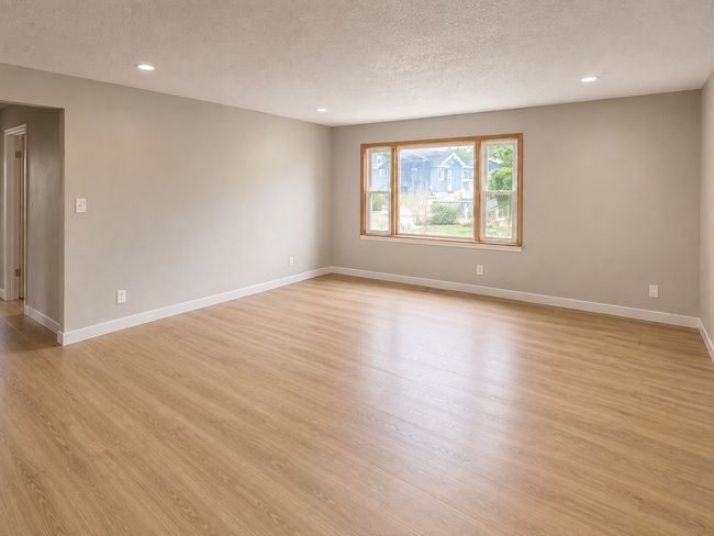 Building Photo - 3715 Knoll Ridge Dr