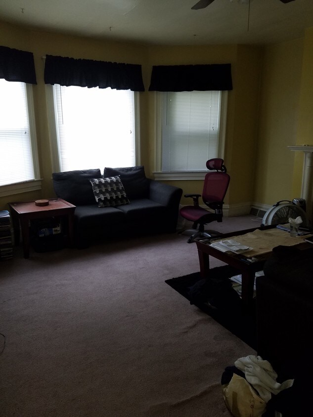 Living room of one of the units - 3726 Poplar Ave
