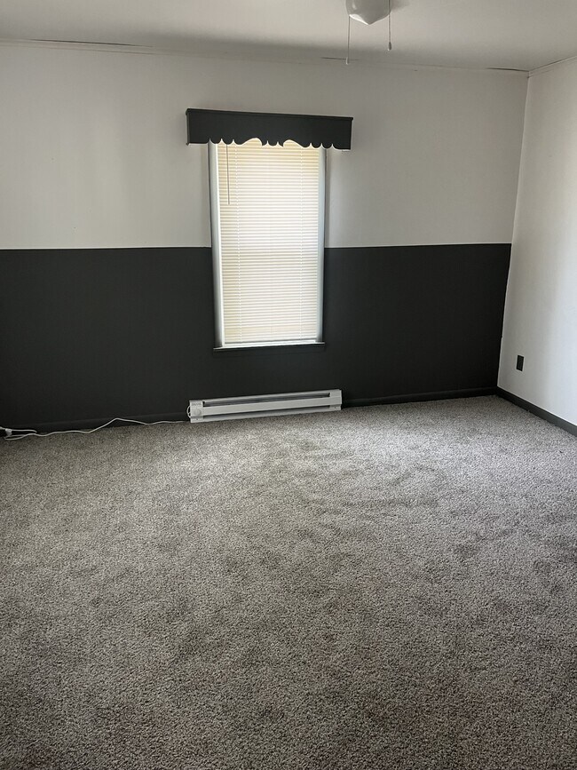 Foto del edificio - 205 Andrew Springs Dr