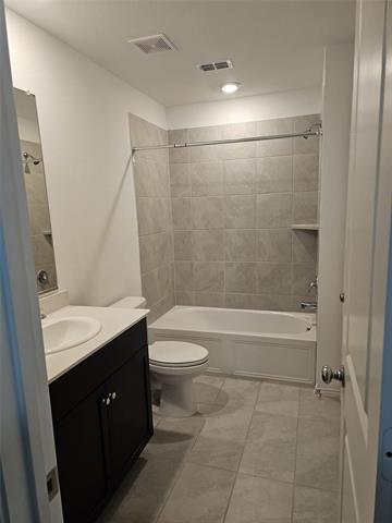Building Photo - 200 Rubylace Dr
