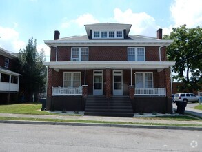 Building Photo - 811-813 4th St SW