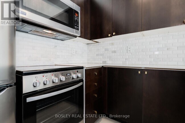 Building Photo - 50 Lynn Williams St