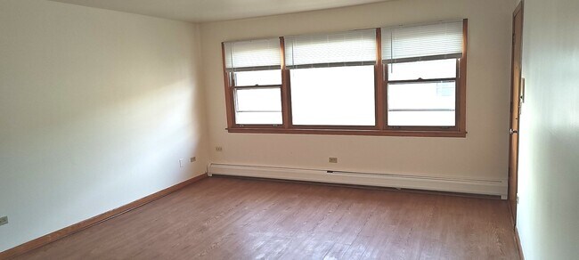 Foto del edificio - 2412 N 76th Ave