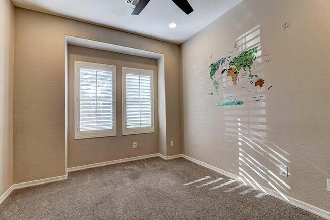 Foto del edificio - Beautiful 3 bedroom