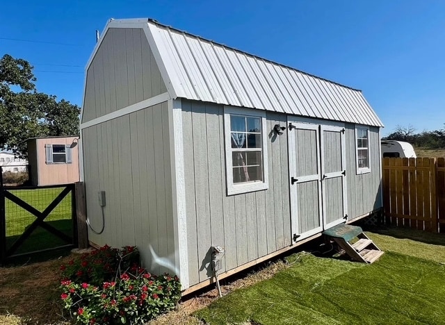 Building Photo - 307 Lnb St