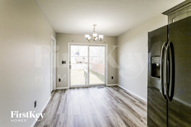 Foto del edificio - 5802 Wellbrid Drive