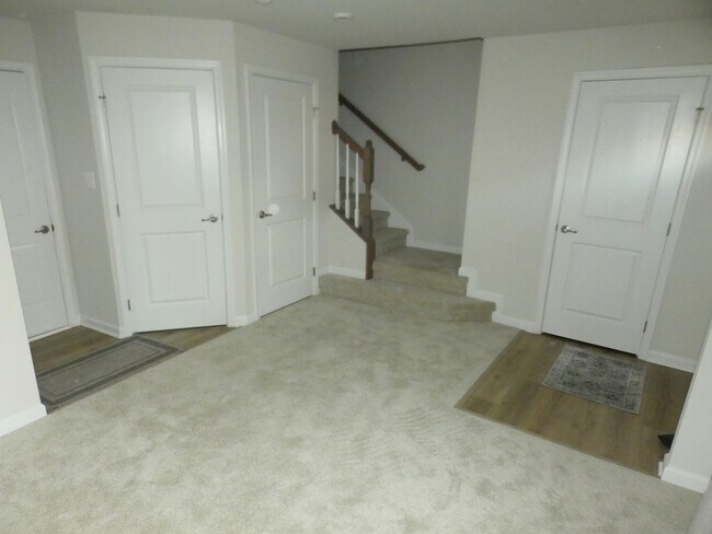Building Photo - 1014 Trestle Dr