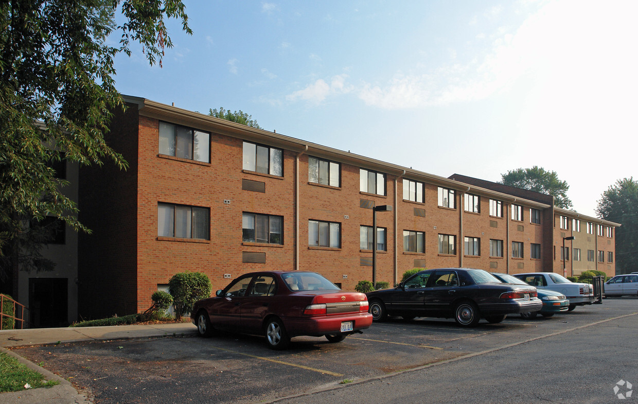 Foto del edificio - Highpoint Apartments