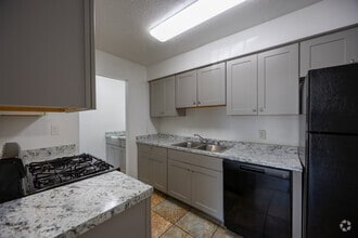 Interior Photo - Peppertree Apartments