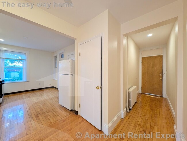 Photo - 331 Harvard St Apartment