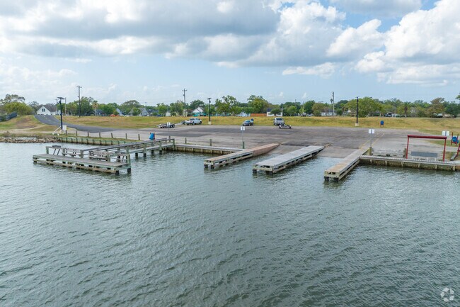 Launch your boat and head out for a day on the bay at one of the many boat ramps in Freeport.