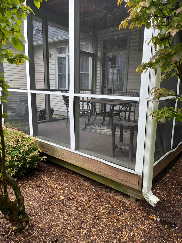 Foto del edificio - 539 Hawthorne Ln
