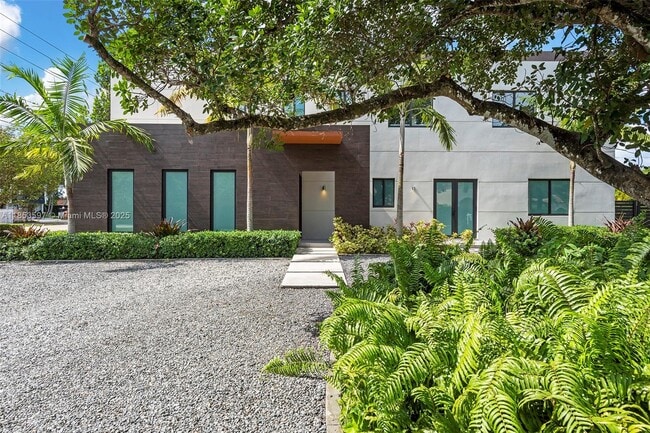 Foto del edificio - 5500 SW 67th Ave