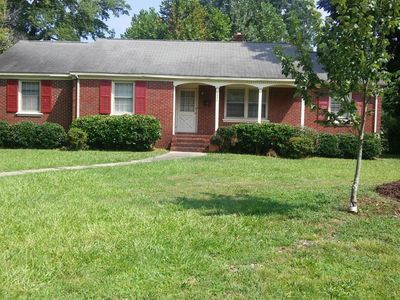 Primary Photo - 5553 Wedgewood Dr
