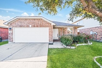 Building Photo - 11018 WARATH Oak Ct