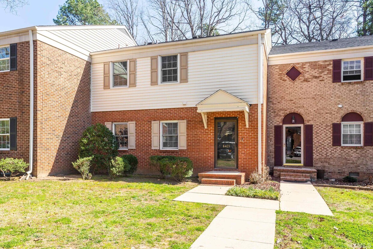 Primary Photo - 6421 New Market Way