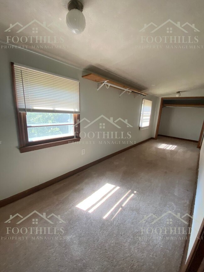 Foto del edificio - Cozy 1-Bed Detached Apartment with Spaciou...