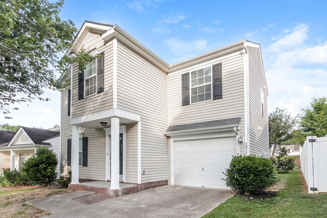 Building Photo - Charming 3 Bedroom Home in Charlotte!